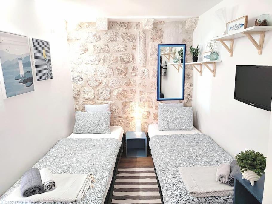 3 Bedroom House In Old Town Apartamento