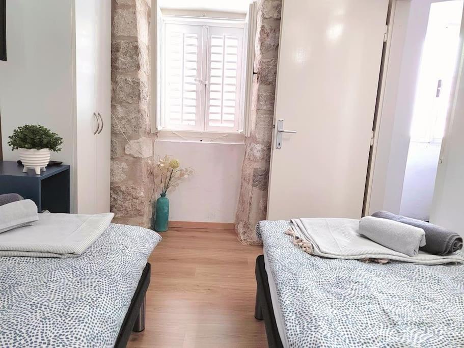 3 Bedroom House In Old Town