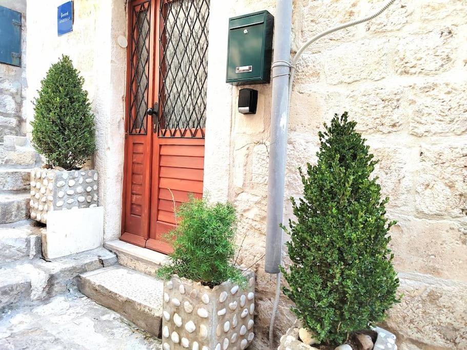 3 Bedroom House In Old Town Apartamento *