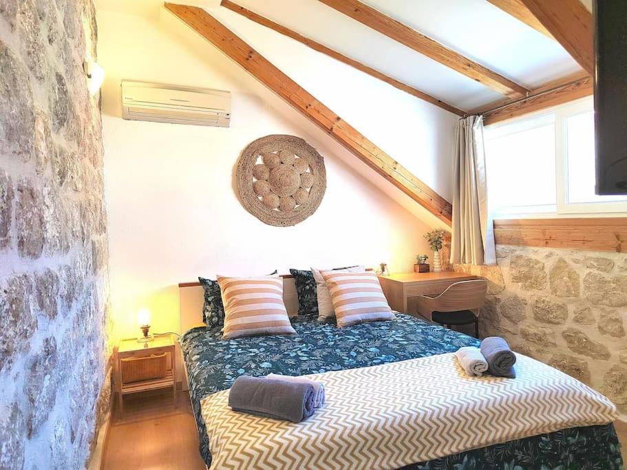 3 Bedroom House In Old Town
